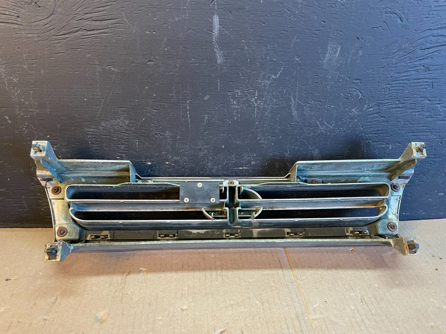 1990 to 1992 Infiniti M30 Front Upper Grill Grille Oem ab7868 DG4