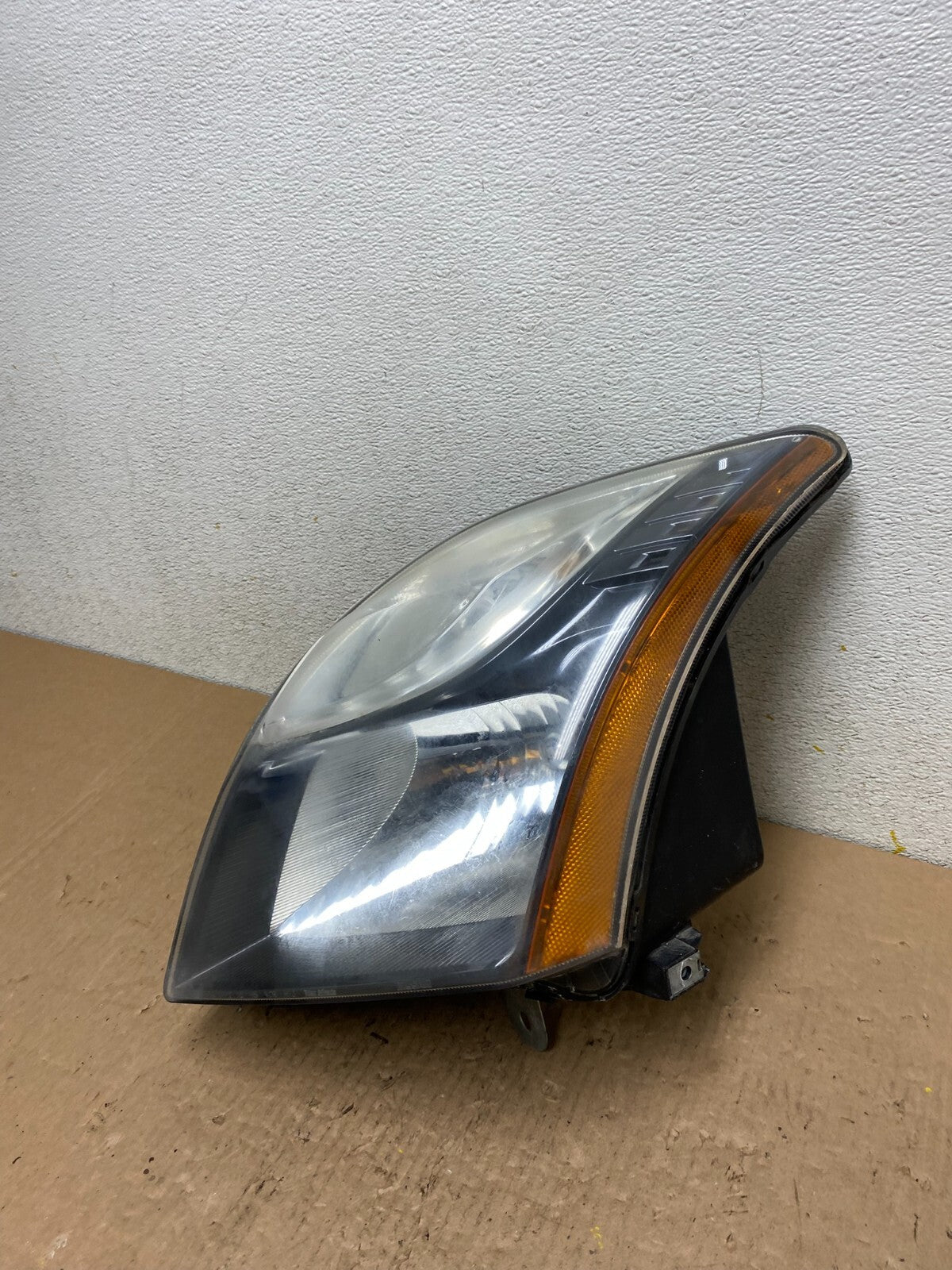 2010-2012 Nissan Sentra Halogen Left Driver LH Black Headlight N1359 DW1