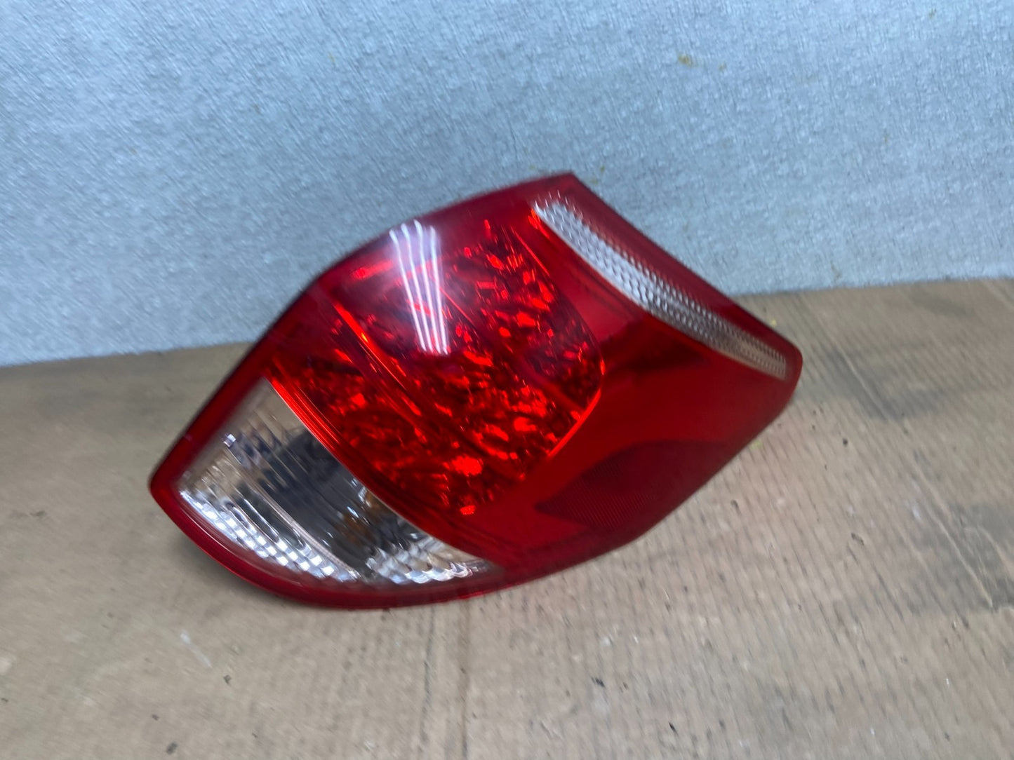 2006 2007 2008 Toyota Rav4 Right Passenger RH Side Tail Light OEM AA6255 DW0