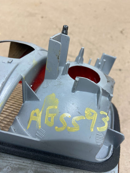 1998 - 2001 BMW 3 325i E46 Series Right Passenger Inner Tail Light AG5593 DG7