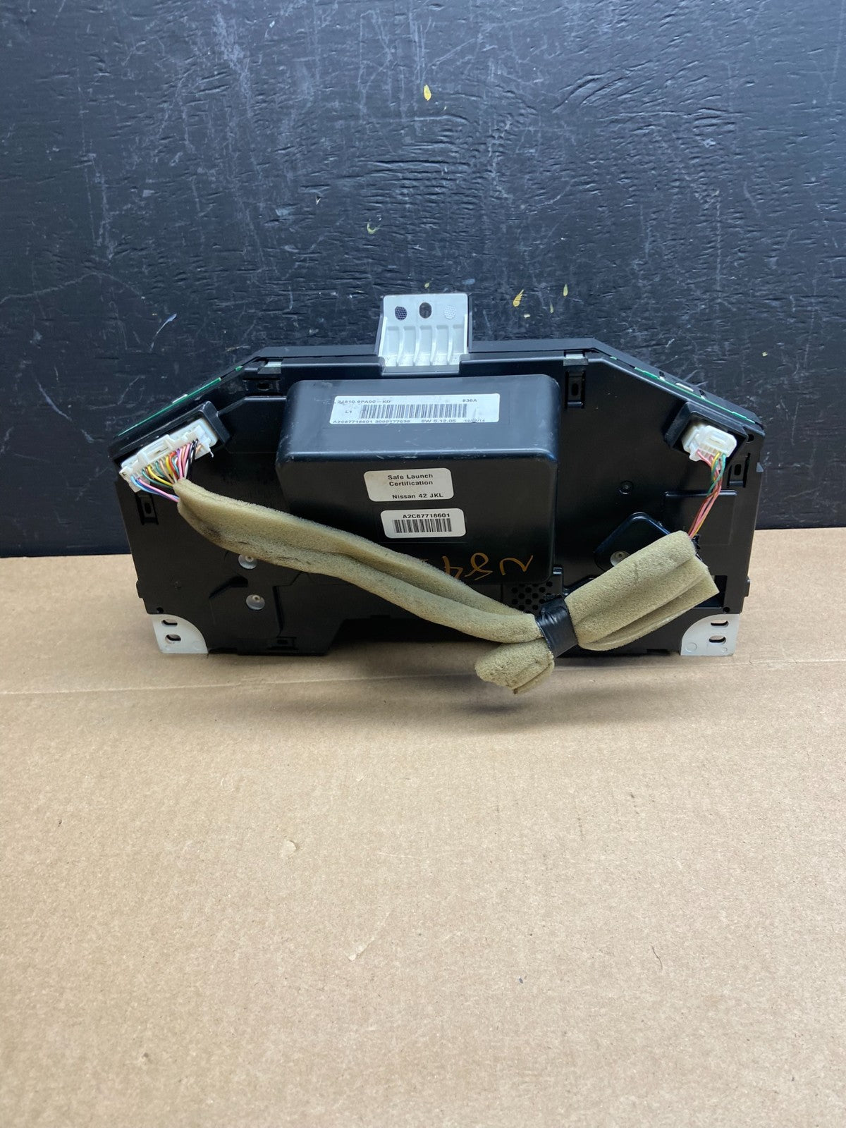 2013 2014 Nissan Pathfinder Speedometer Cluster Gauge OEM  AC6113 DG4