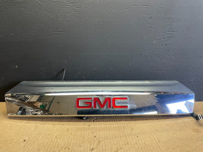 2010-2015 Gmc Terrain Lift Gate Handle Trim Back Up Camera 20942264 AB3286 DG0