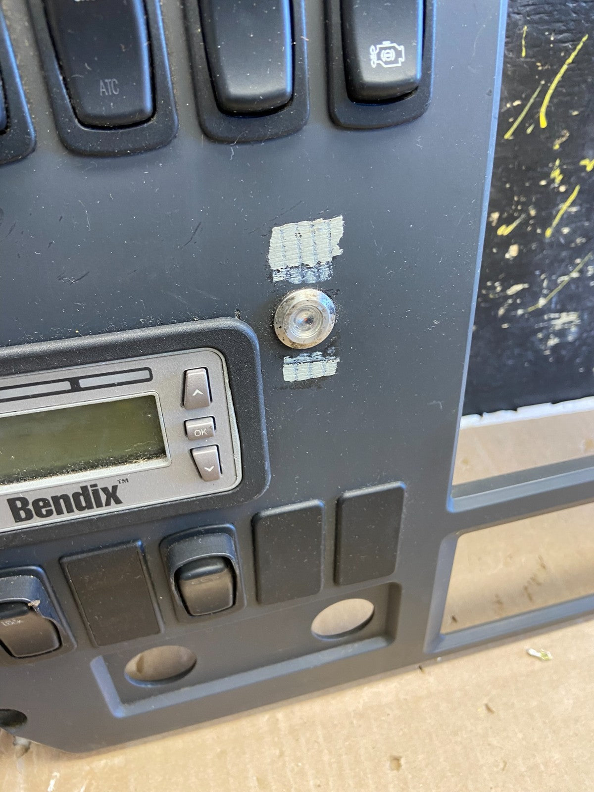 2018 Mack Dash Panel with Rocker Switches 84MT5102M CXU612 AB19803
