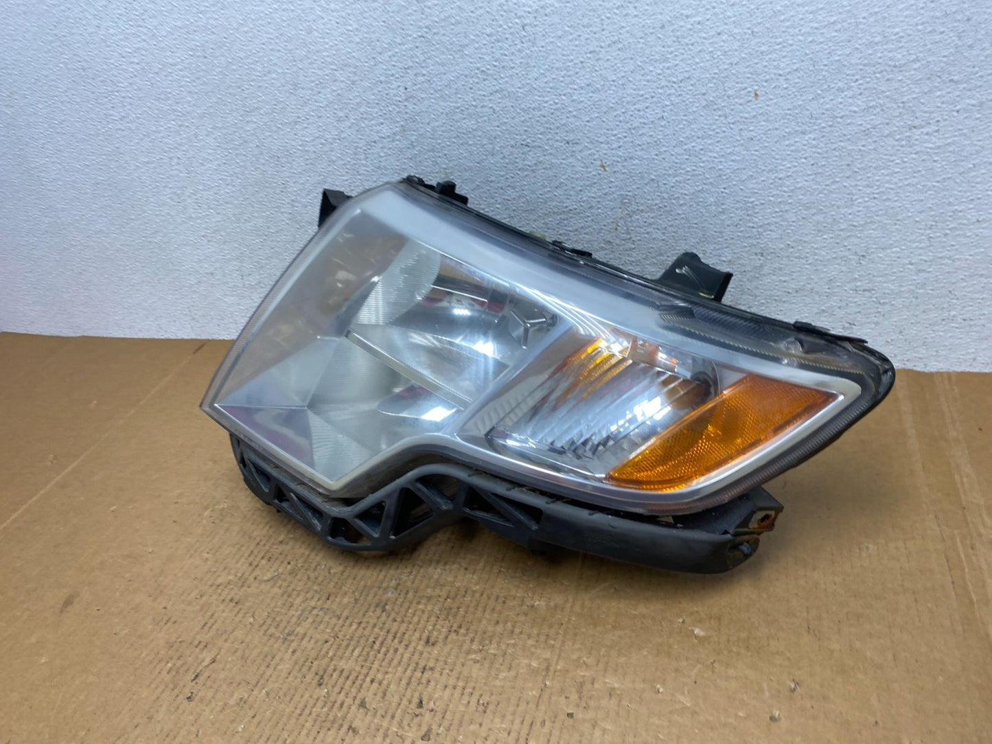 2007 2008 2009 2010 Ford Edge Headlight Left Driver Halogen AE0498 DW1