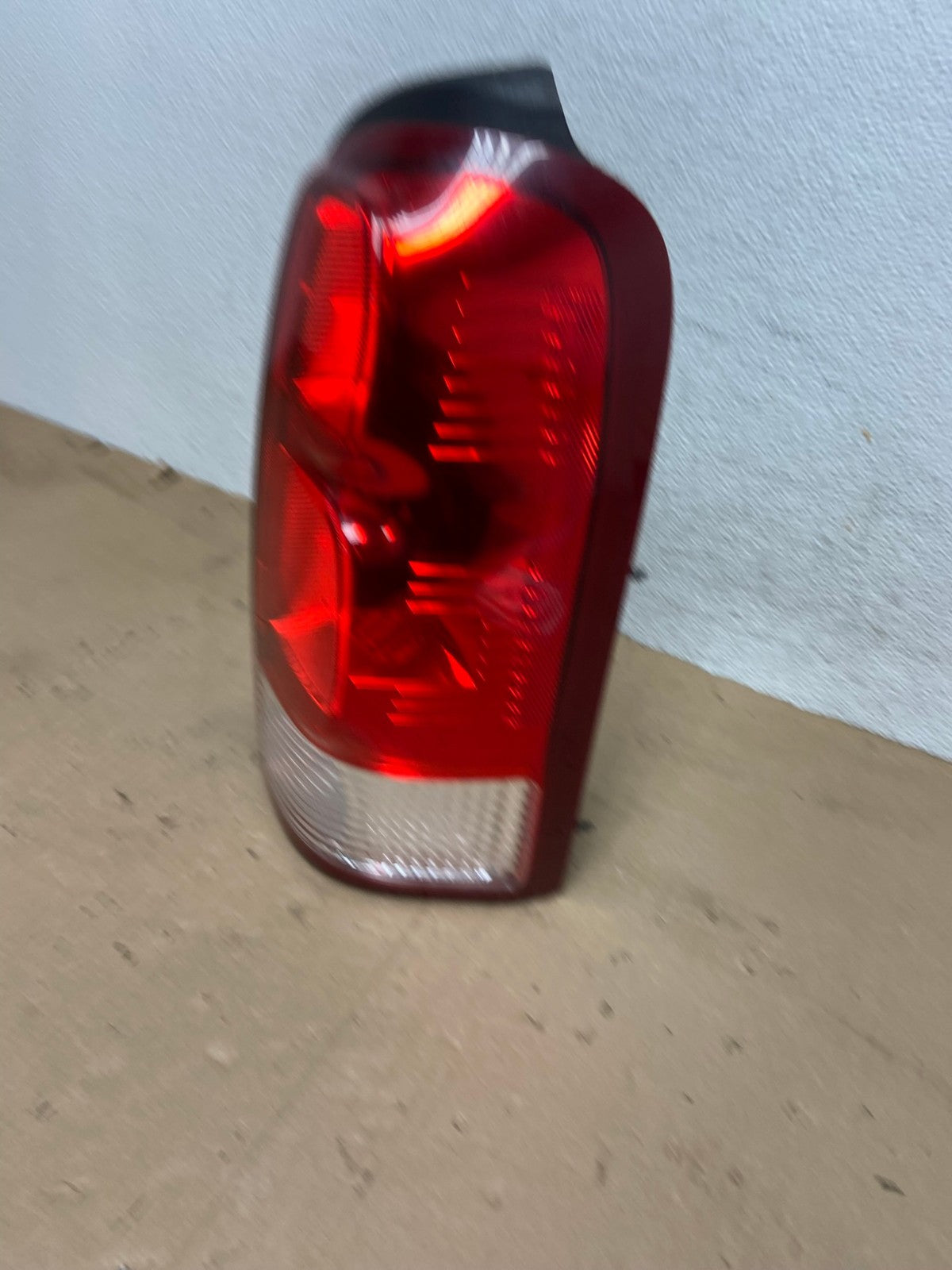 2005 - 2009 Pontiac Montana / Uplander Right Passenger Tail Light AE9191 LK1