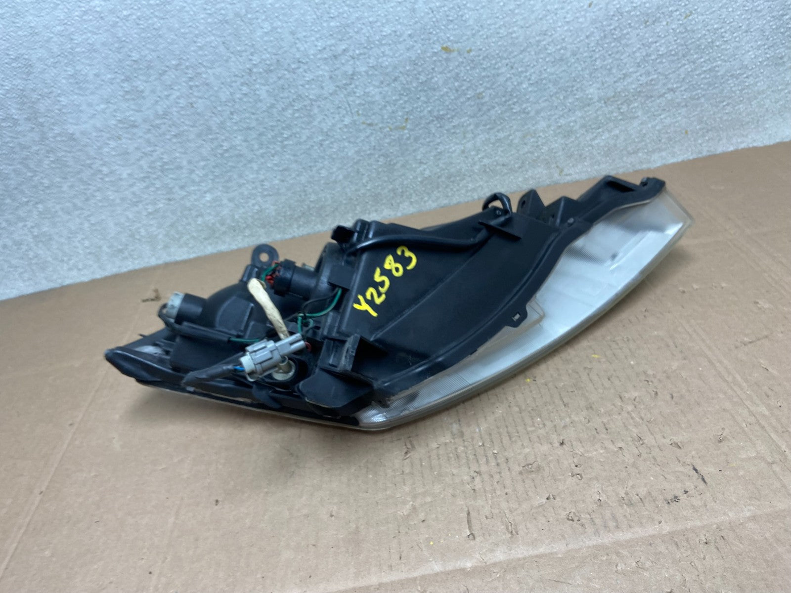 2003 to 2007 Nissan Murano Headlight Halogen Left Driver LH Y2583 DW8