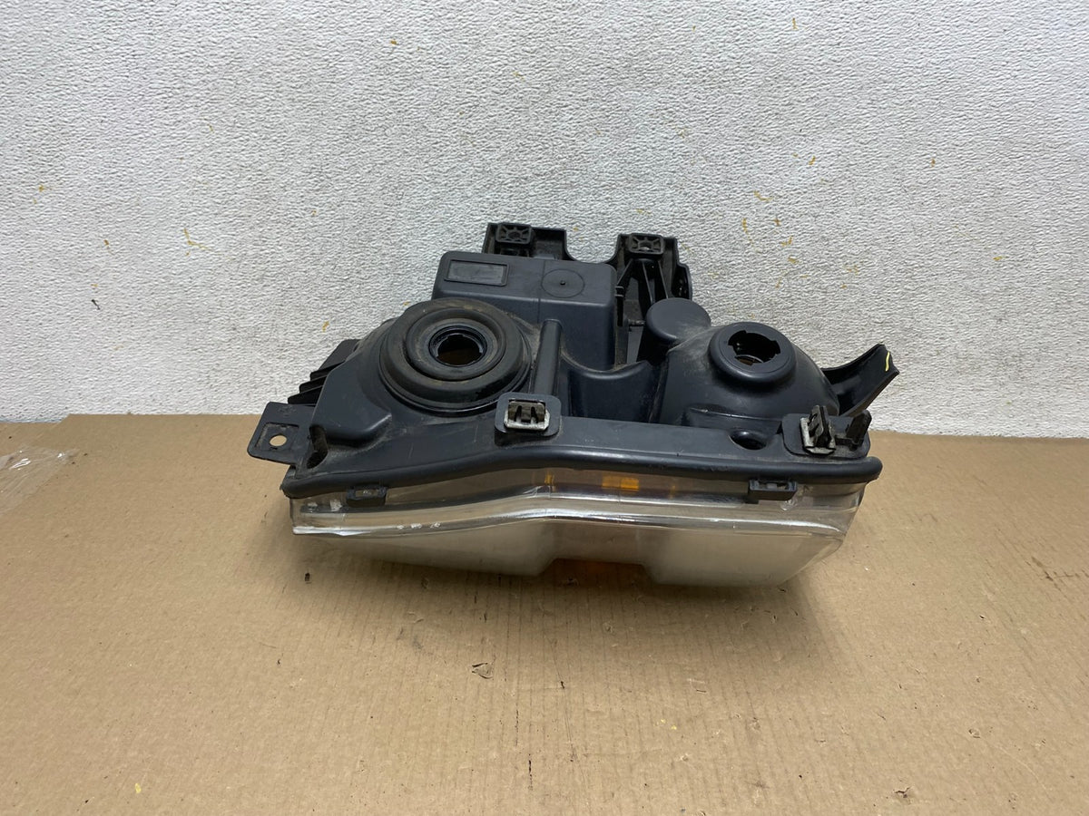 2008 to 2010 Ford F250 Super Duty Right Passenger RH Side Headlight AH5754 DW7