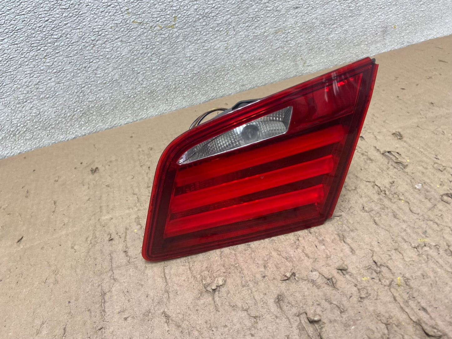 2011-2013 BMW 5 F10 Rear Right Passenger Rh Trunk Inner Tail Light OEM Y4869 DW0