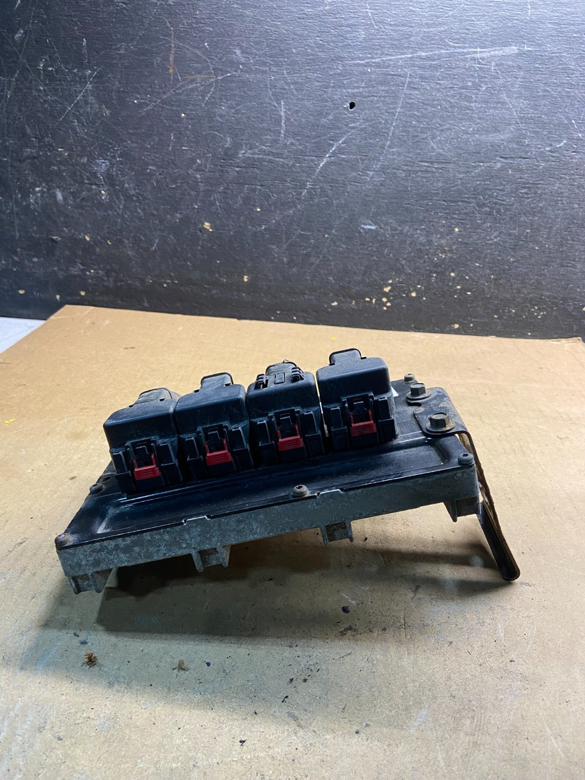 2007 Dodge Magnum Charger Chrysler 300 2.7L Engine Control Unit ECU Z2358 DG0
