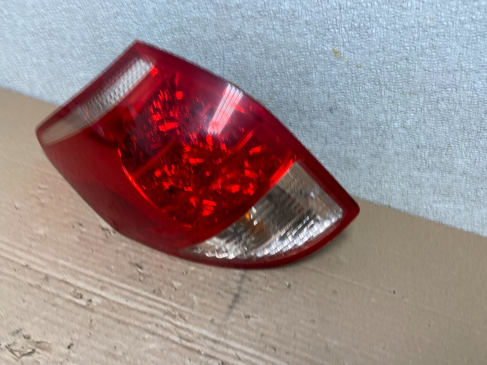 2006 2007 2008 Toyota Rav4 Left Driver LH Side Tail Light OEM AB1120 LK1