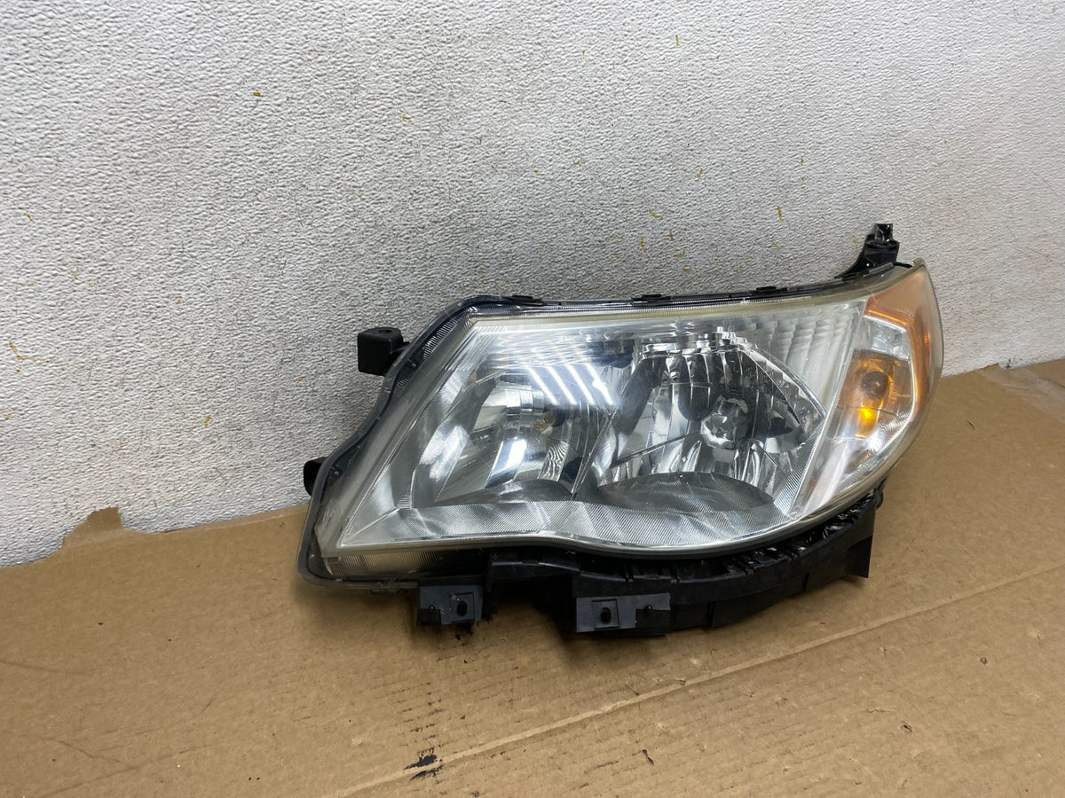 2009-2013 Subaru Forester Left Driver LH Halogen Headlight AH7841 DW1
