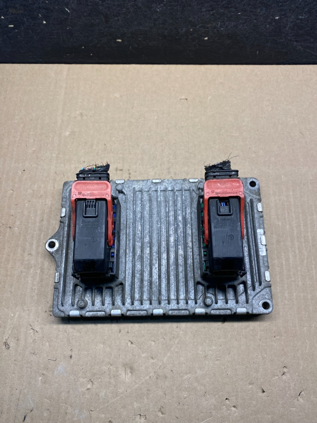 2014 Dodge Caravan Town & Country 3.6L Engine Computer ECU ECM AG9392 DW0