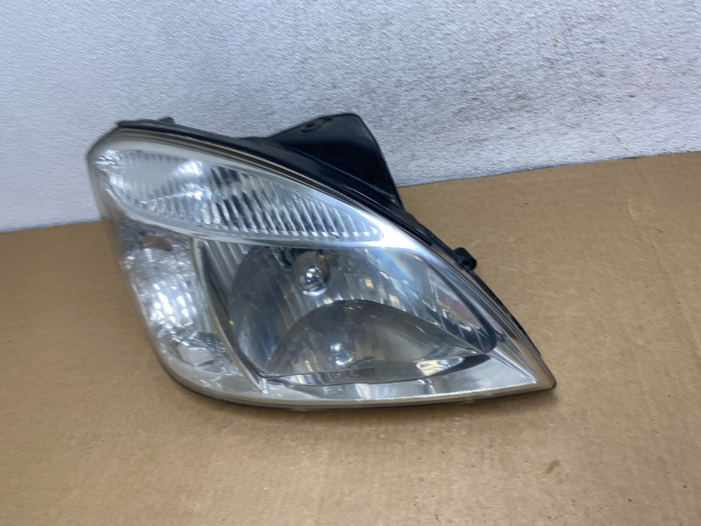 2006 2007 2008 Kia Rio Right Passenger RH Side Halogen Headlight AG1986 DW1