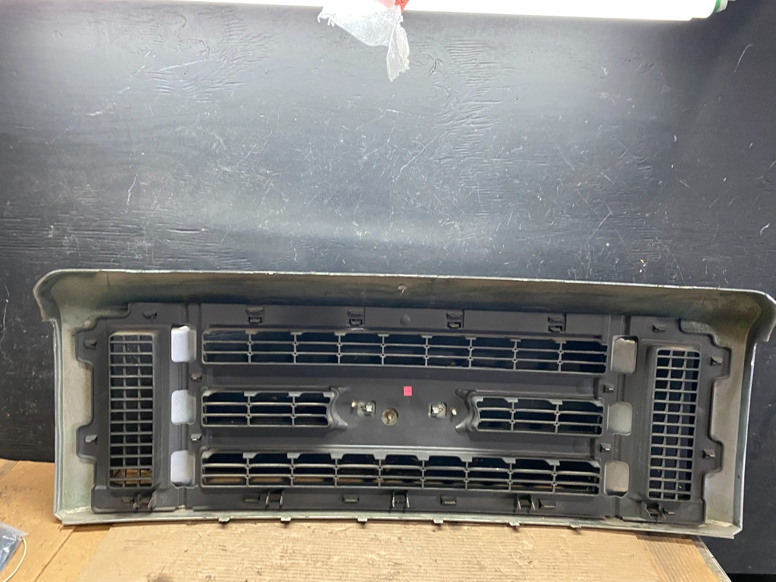 2008 to 2014 Ford Econoline E150 E250 Front Upper Chrome Grill Grille s5674 DG3