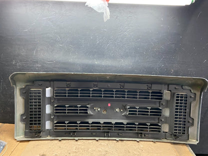 2008 to 2014 Ford Econoline E150 E250 Front Upper Chrome Grill Grille s5674 DG3