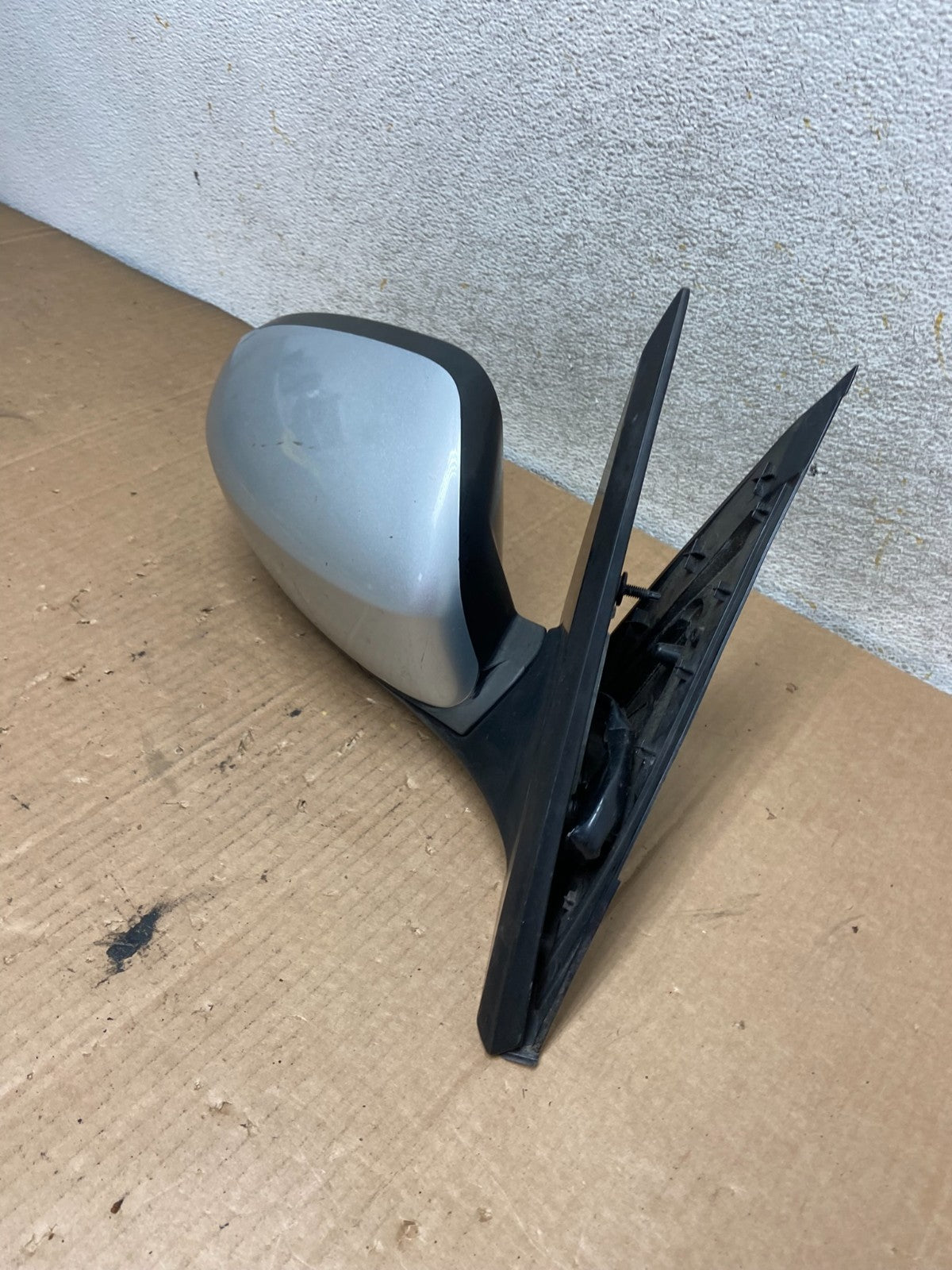 2013 to 2016 Nissan Pathfinder Right Passenger View Door Mirror AI8790 LK1