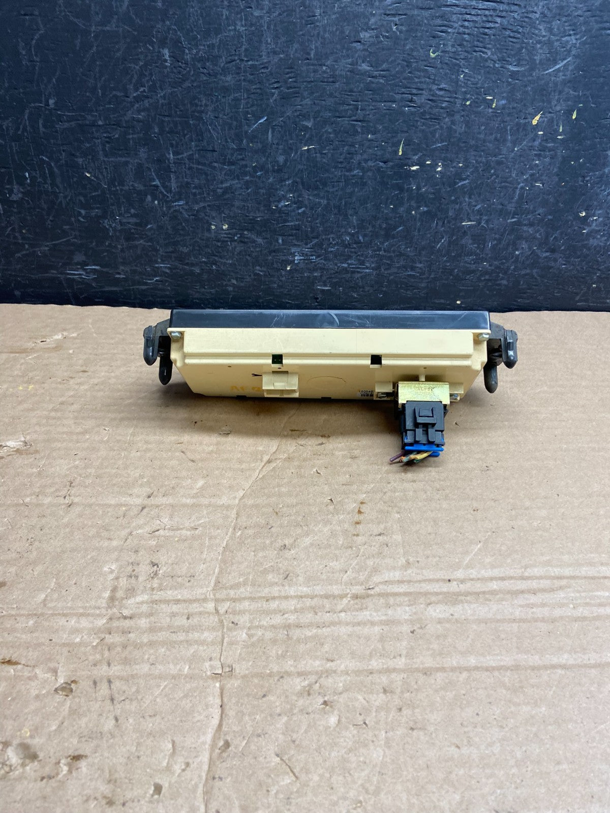 1999 to 2002 Chevrolet Silverado HVAC Heater Climate Control Module AF2031 DW3