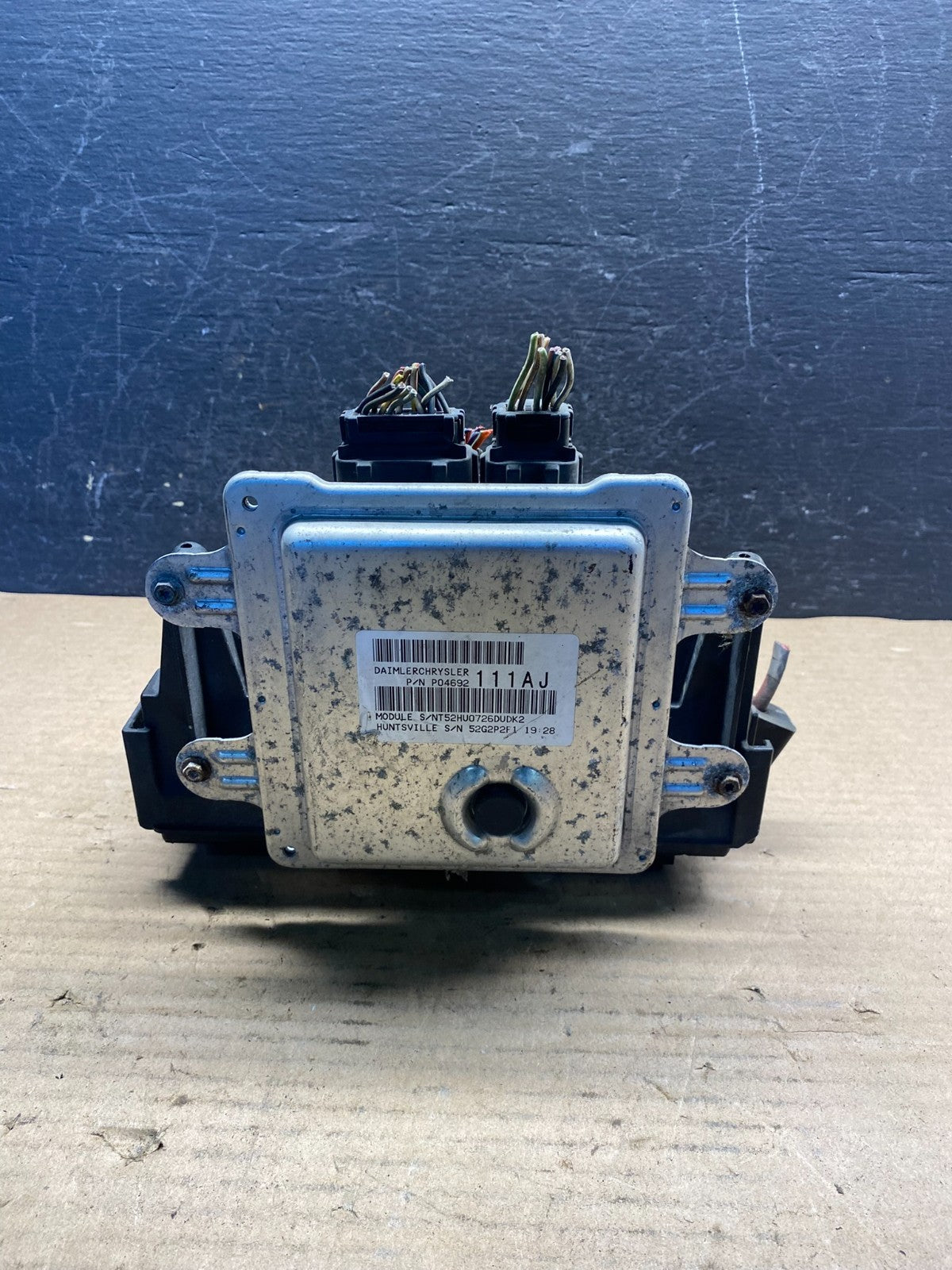 2007 Jeep Grand Cherokee Body Control Module BCM Power Fuse Box AE0107 DG4