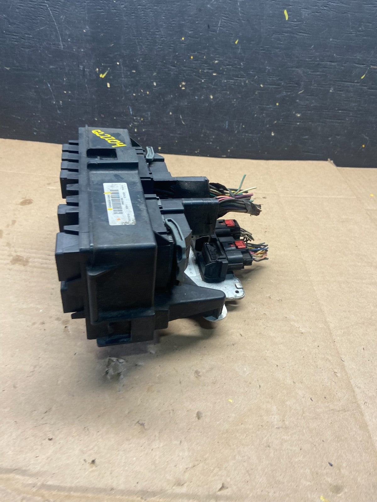 2005 Jeep Grand Cherokee Commander Fuse Box BCM Body Control Module q2204 DG1