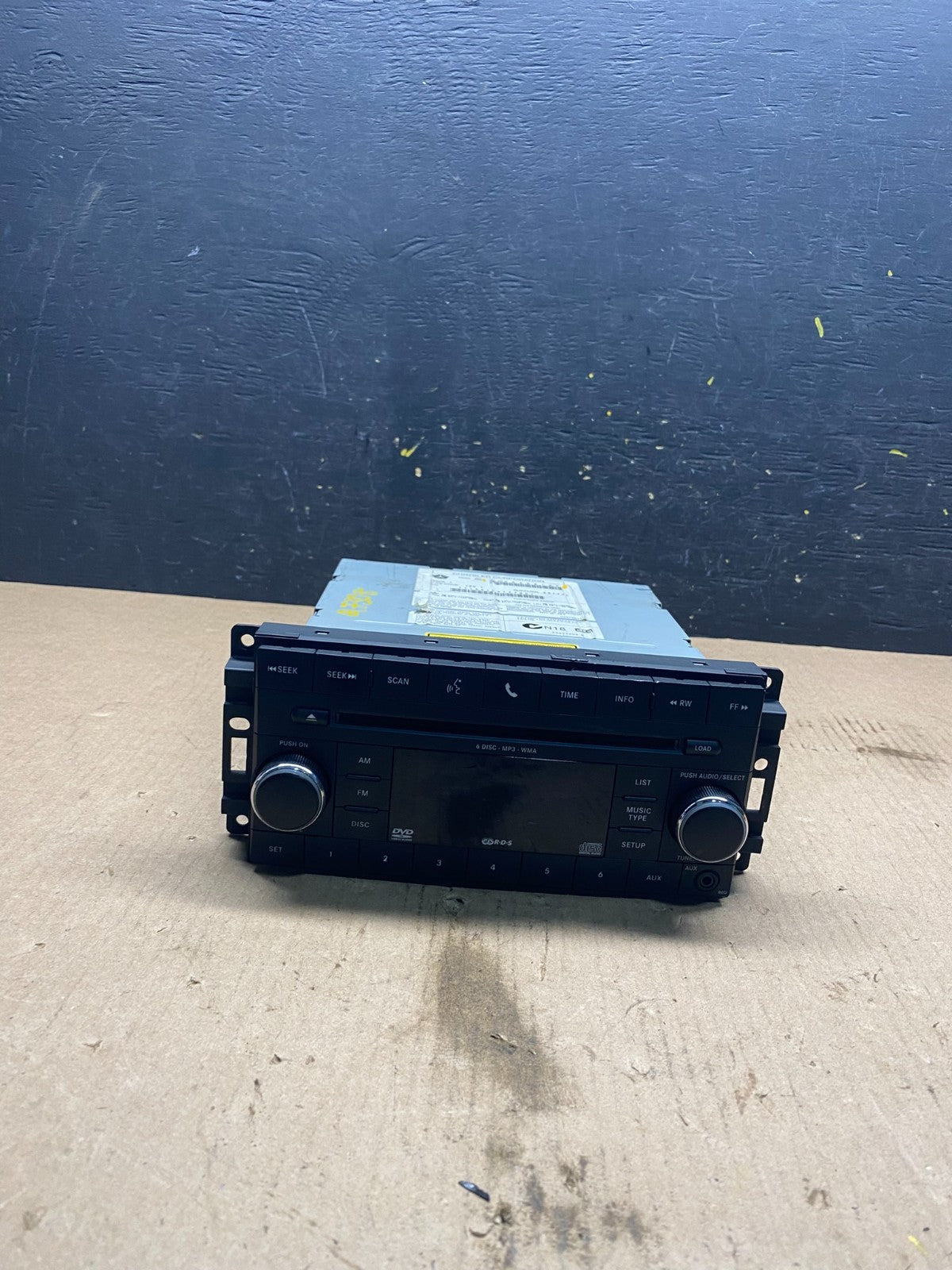 2007-2012 Chrysler Dodge Jeep Ram Radio CD MP3 AUX Receiver Q7308 DG0