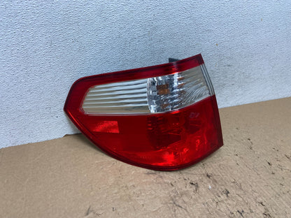2005 2006 2007 Honda Odyssey Left Driver LH Side Tail Light AF8433 DW2