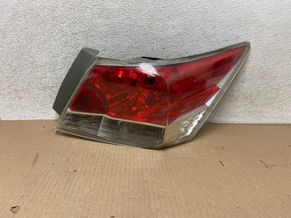 2008 to 2012 Honda Accord Sedan Tail light Right Passenger RH AH5707 LK0