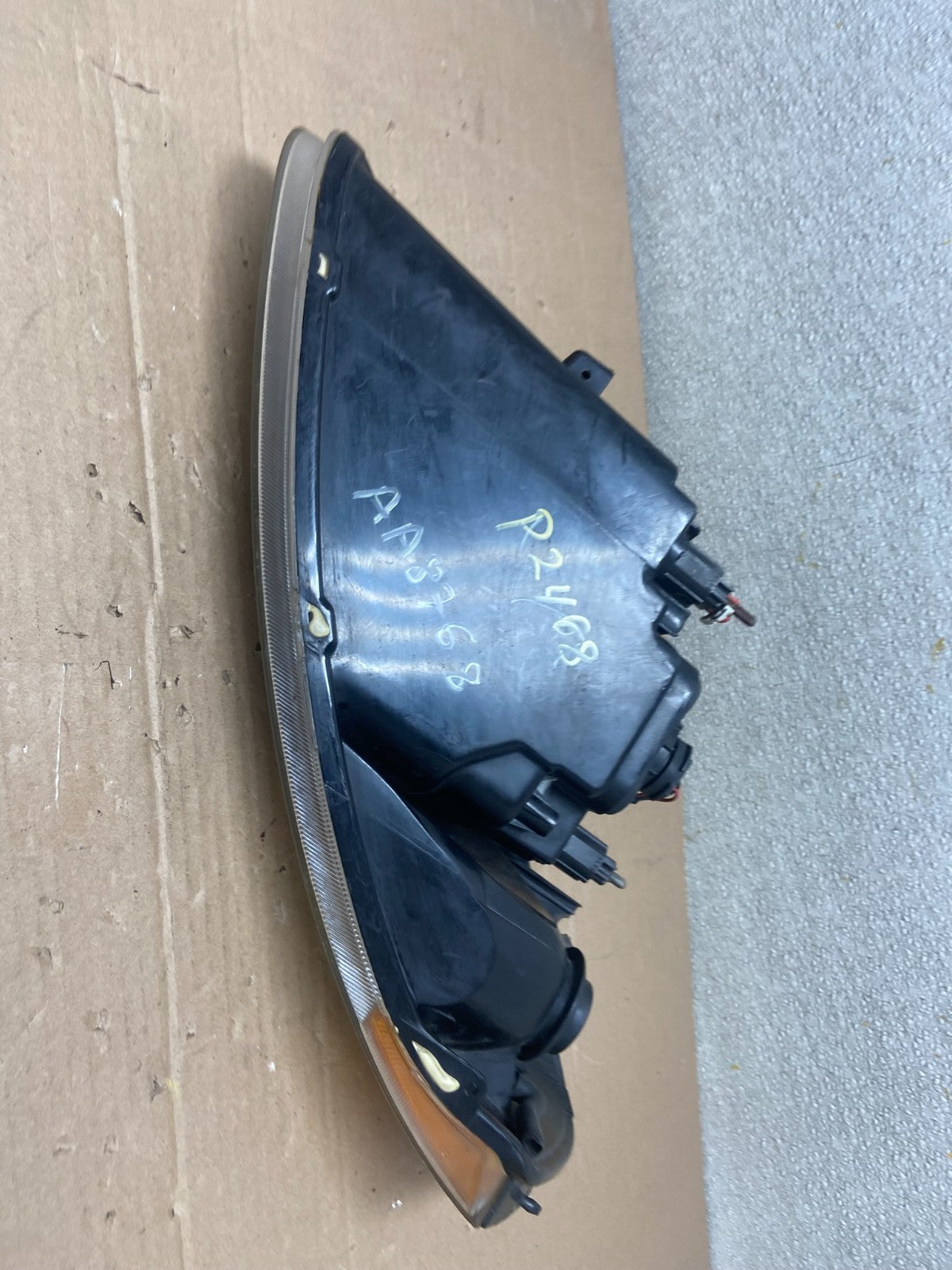 2001 to 2002 Chrysler Sebring Right Passenger Rh Side Headlight Oem AA8768 DG6