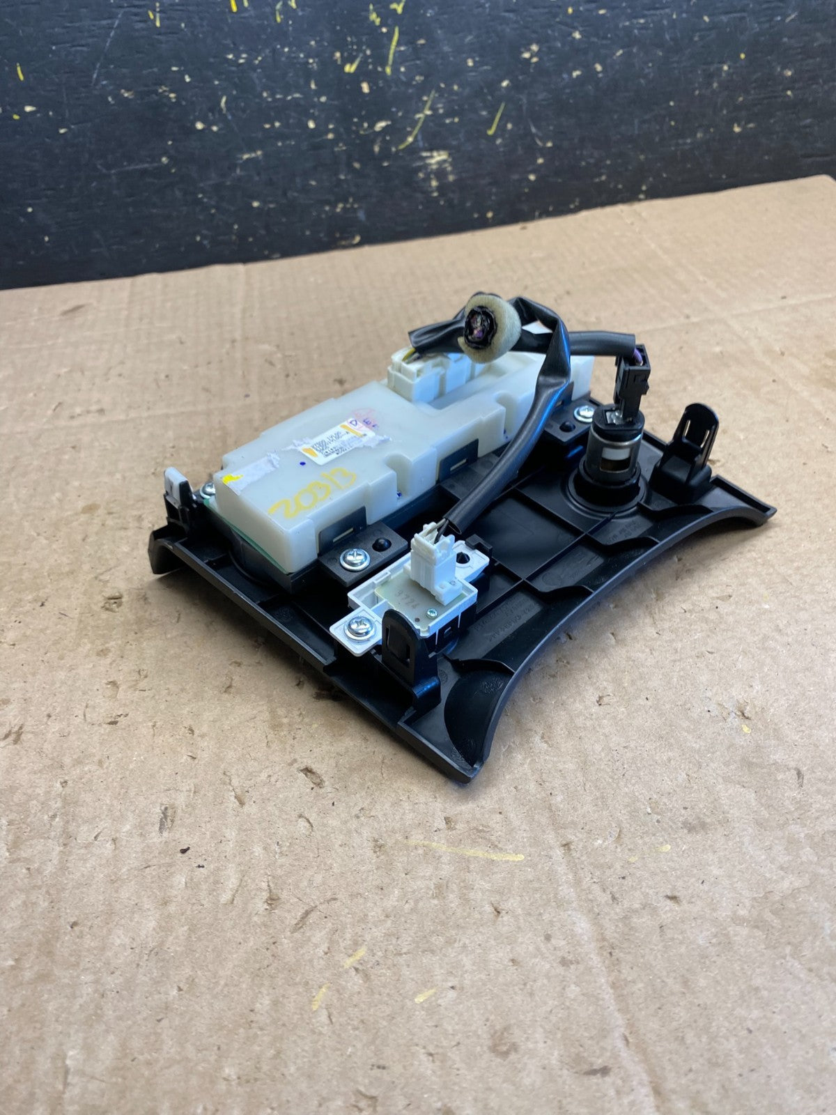 2011 to 2015 Nissan Rogue Heater Temperature AC Climate Control OEM Z0313 DG3