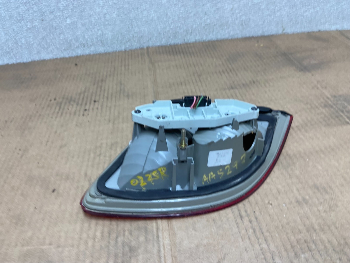 2003-2006 Mercedes E-Class Wagon W211 Right Passenger Inner Tail Light AA5292 DW3