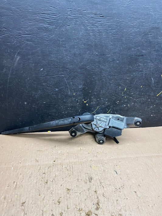 2012 to 2017 Toyota Prius V Rear Wiper Windshield Motor T6340 DG0