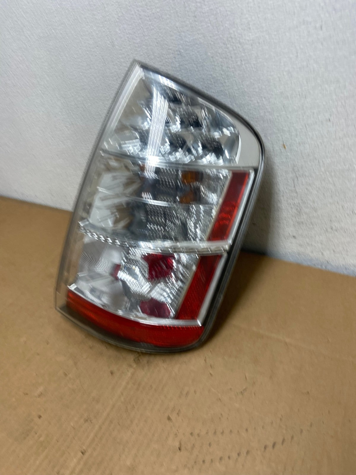 2006 to 2009 Toyota Prius Tail Light Right Passenger Side AD0851 LK1