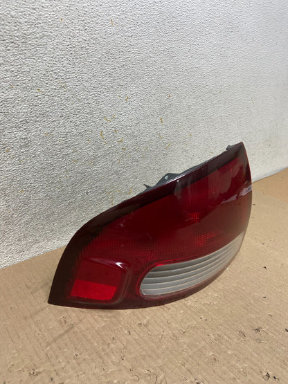 2000 2001 2002 2003 Nissan Sentra Left Driver Side Tail Light AJ1841 LK2
