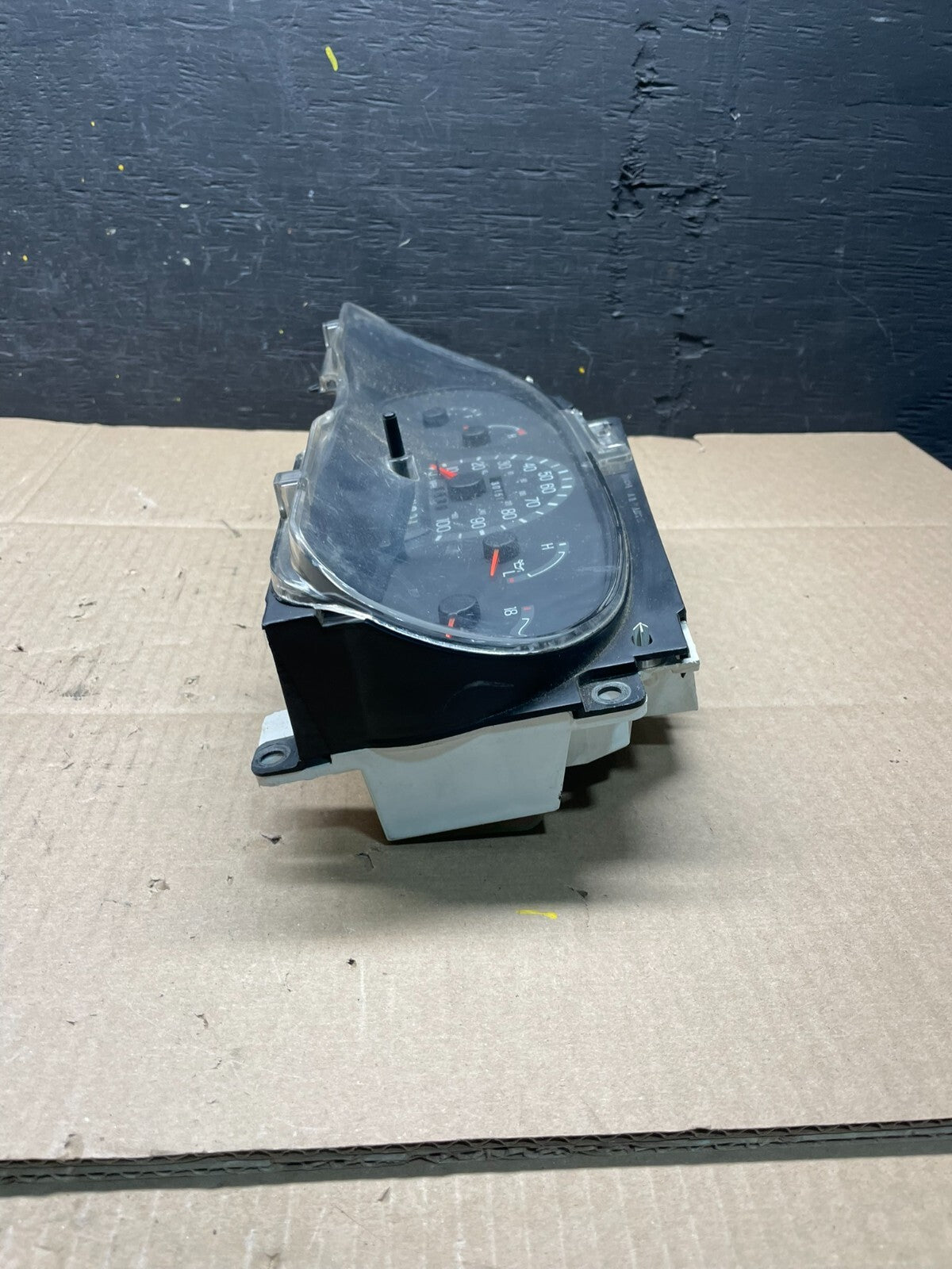 2001 to 2002 Ford Econoline E250 E350 Van Speedometer Instrument Cluster I50972