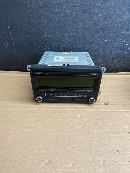 2011 to 2014 Volkswagen Passat Jetta Radio CD Player AM/FM ag0409 DG0