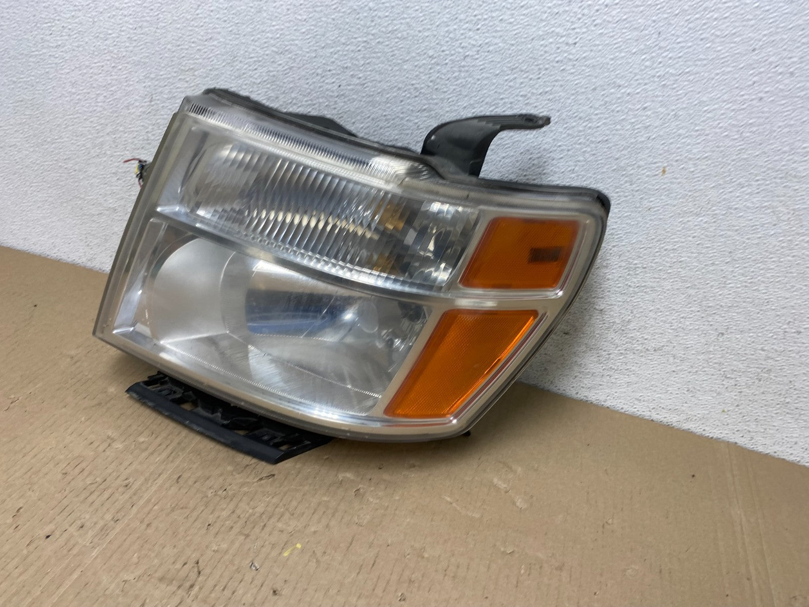 2012 to 2021 Nissan NV1500 NV2500 NV3500 Left Driver Headlight AF5867 DW1