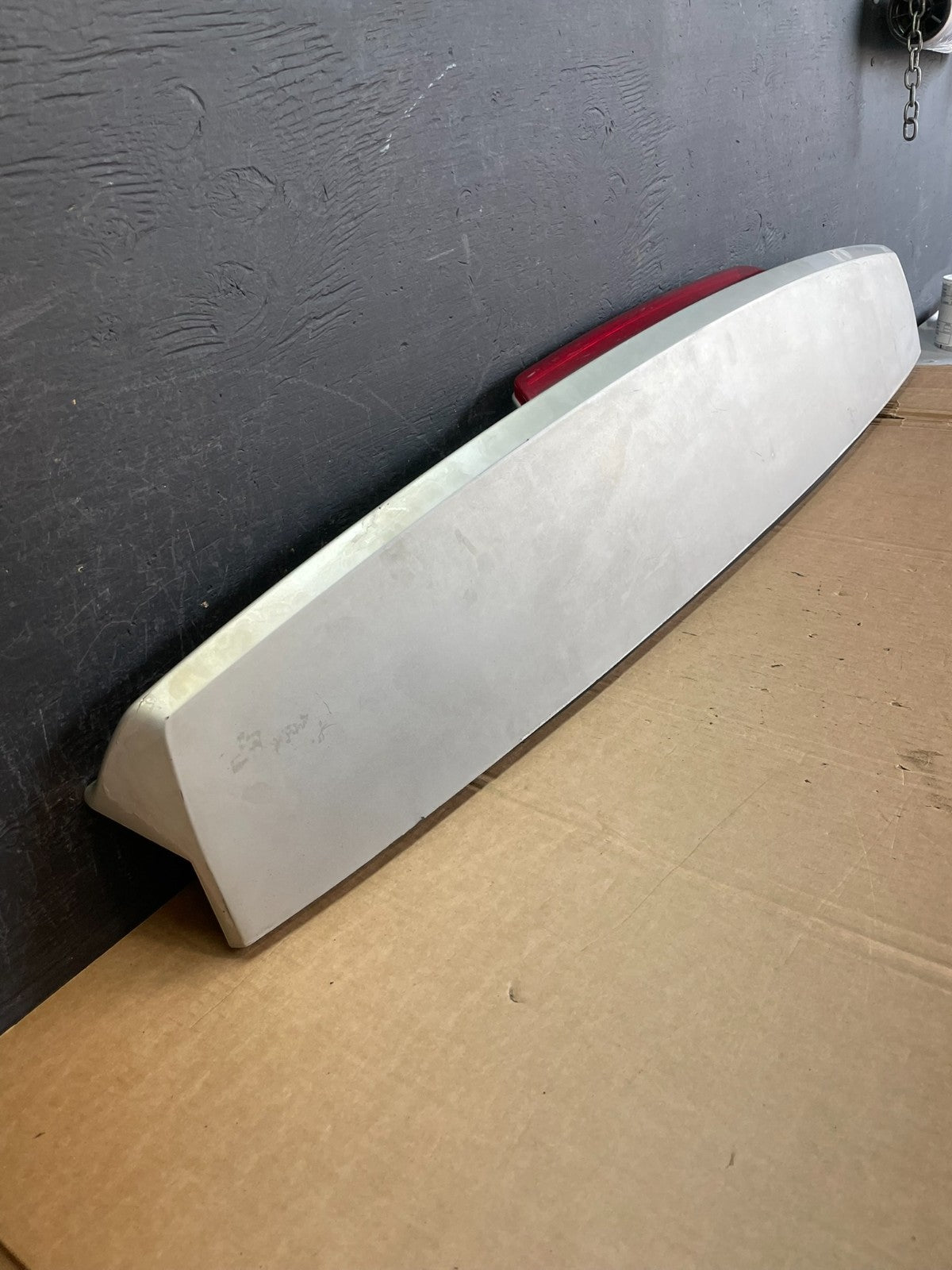 2007-2014 Chevrolet Tahoe Suburban Yukon Spoiler Wing 3rd Brake Light AE8388 DW2