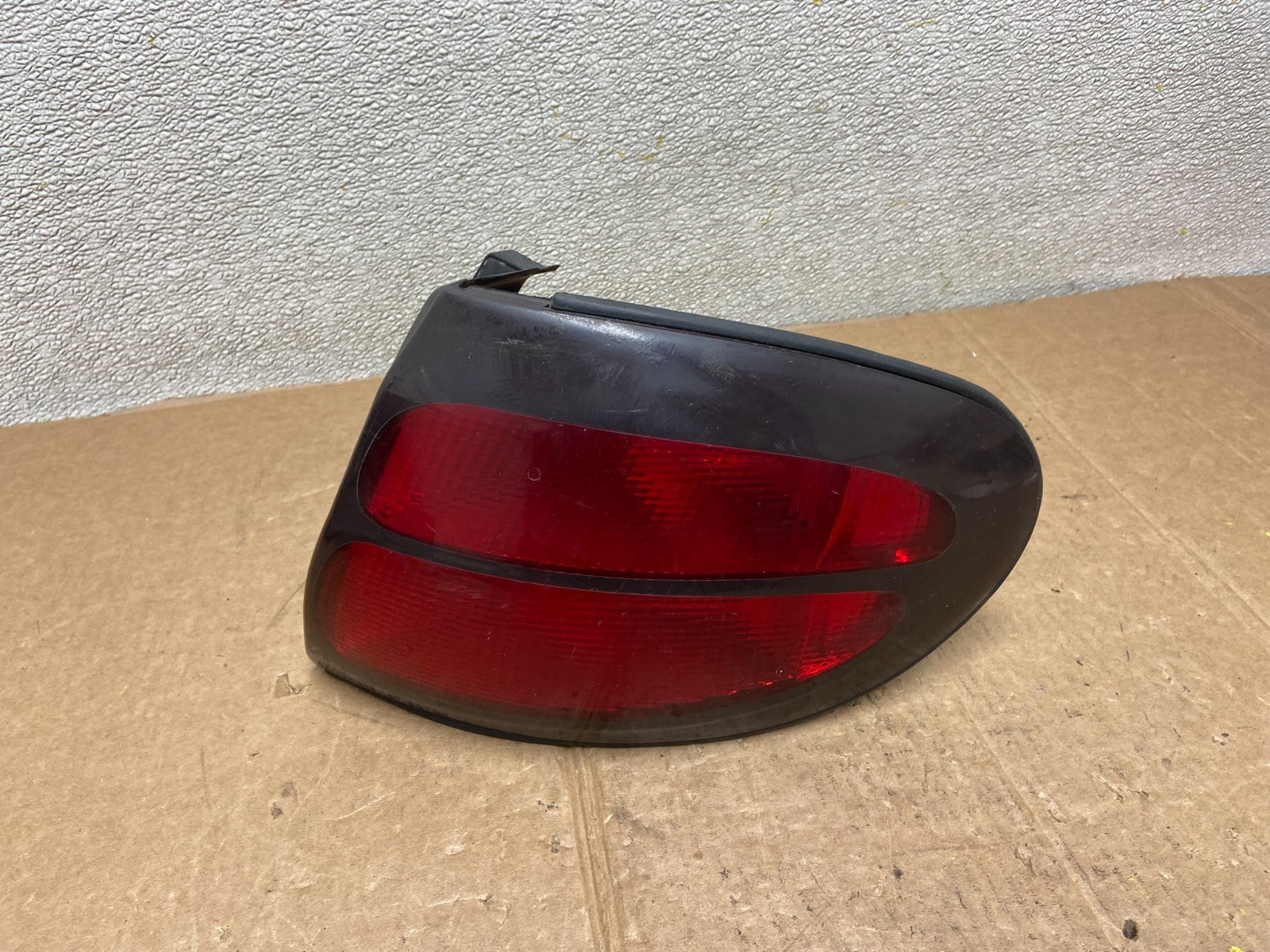 1998 - 1999 Ford Taurus Wagon Right Passenger RH Side Tail Light Oem AA1566 GD0