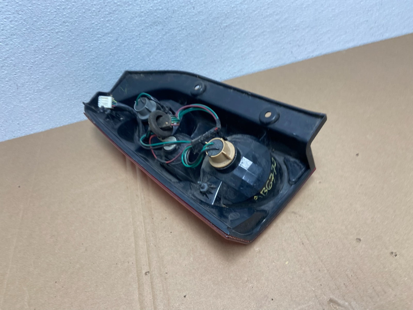 2005 to 2015 Nissan Xterra Right Passenger Rh Side Tail light AB6772 DW7