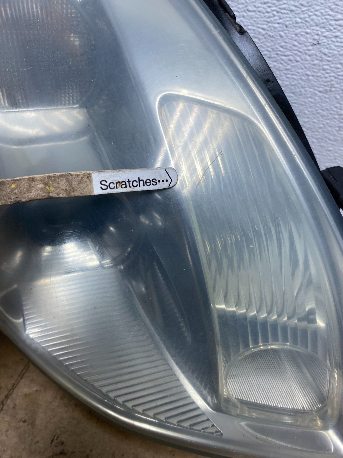 2004 2005 2006 Nissan Maxima Right Passenger Side Headlight Xenon HID AC3419 DW3