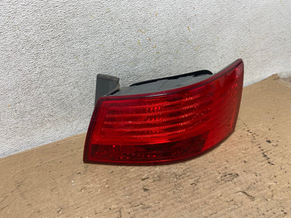 2009 to 2010 Hyundai Sonata Right Passenger Side Tail Light AH9238 LK1