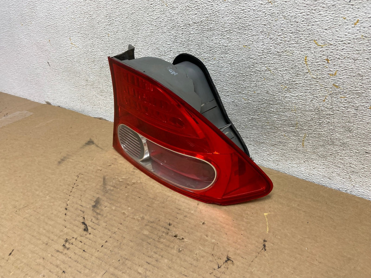 2006 2007 2008 Honda Civic Right Passenger Rh Side Tail Light AH4194 LK2