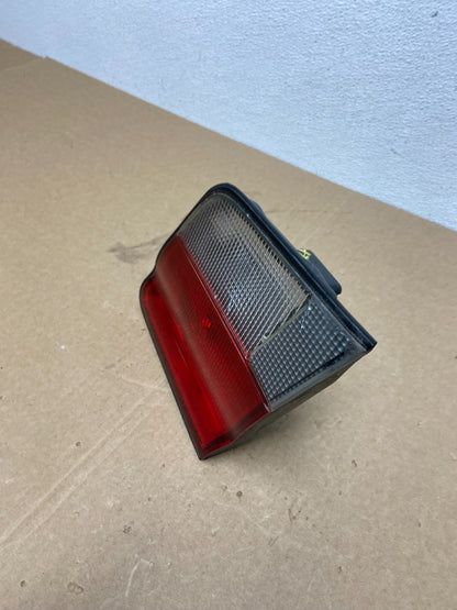 1995 1996 Nissan Maxima Right Passenger RH Side Inner Tail Light Oem AB9994 DW1