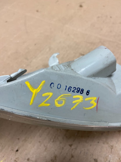 1999-2001 Toyota Solara Right Passenger RH Front Turn Park Signal Y2673 DW7