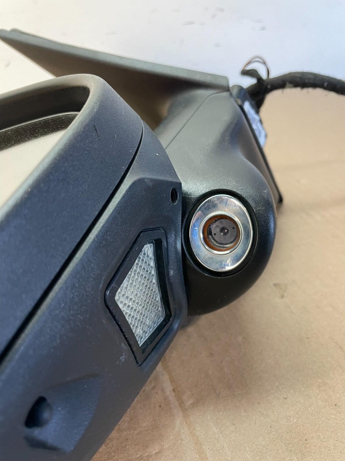 2007 to 2014 Volvo XC90 Left Driver View Door Camera Signal Mirror AI0733 DW4