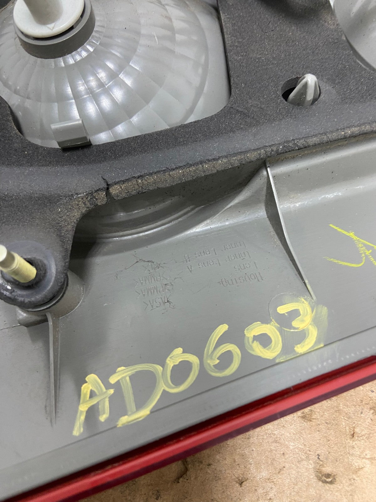 2006 - 2010 Toyota Sienna Left Driver Lh Side Inner Tail Light AD0603 LK6