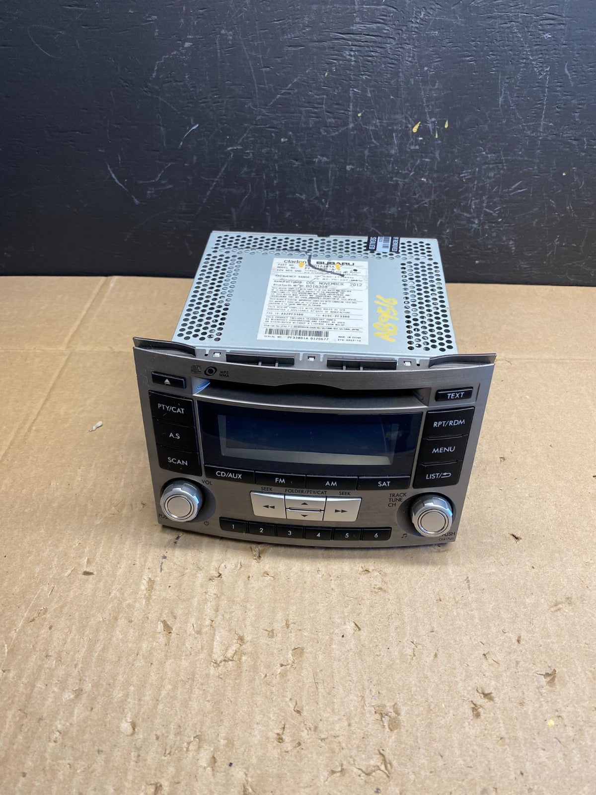 2010 - 2014 Subaru Outback Radio AM/FM CD Player mp3 Audio AB9516 DG0