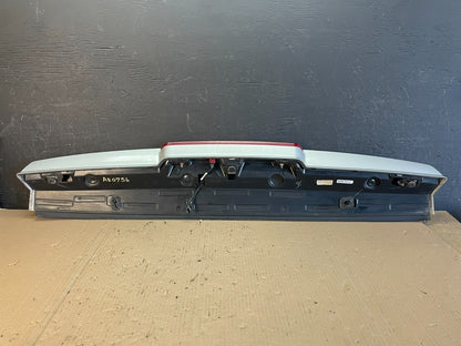 2007-2014 Chevrolet Tahoe Suburban Yukon Spoiler Wing 3rd Brake Light AE0756 DG5