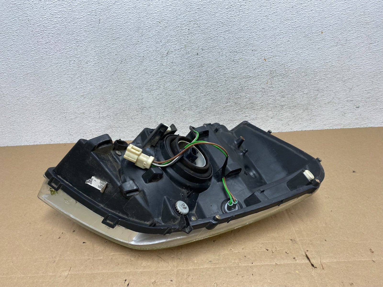 2004 - 2007 Ford Freestar Left Driver LH Side Headlight Halogen AE5976 DW4