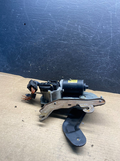 2007 to 2009 Chrysler Aspen Dodge Durango Liftgate Motor AH49462
