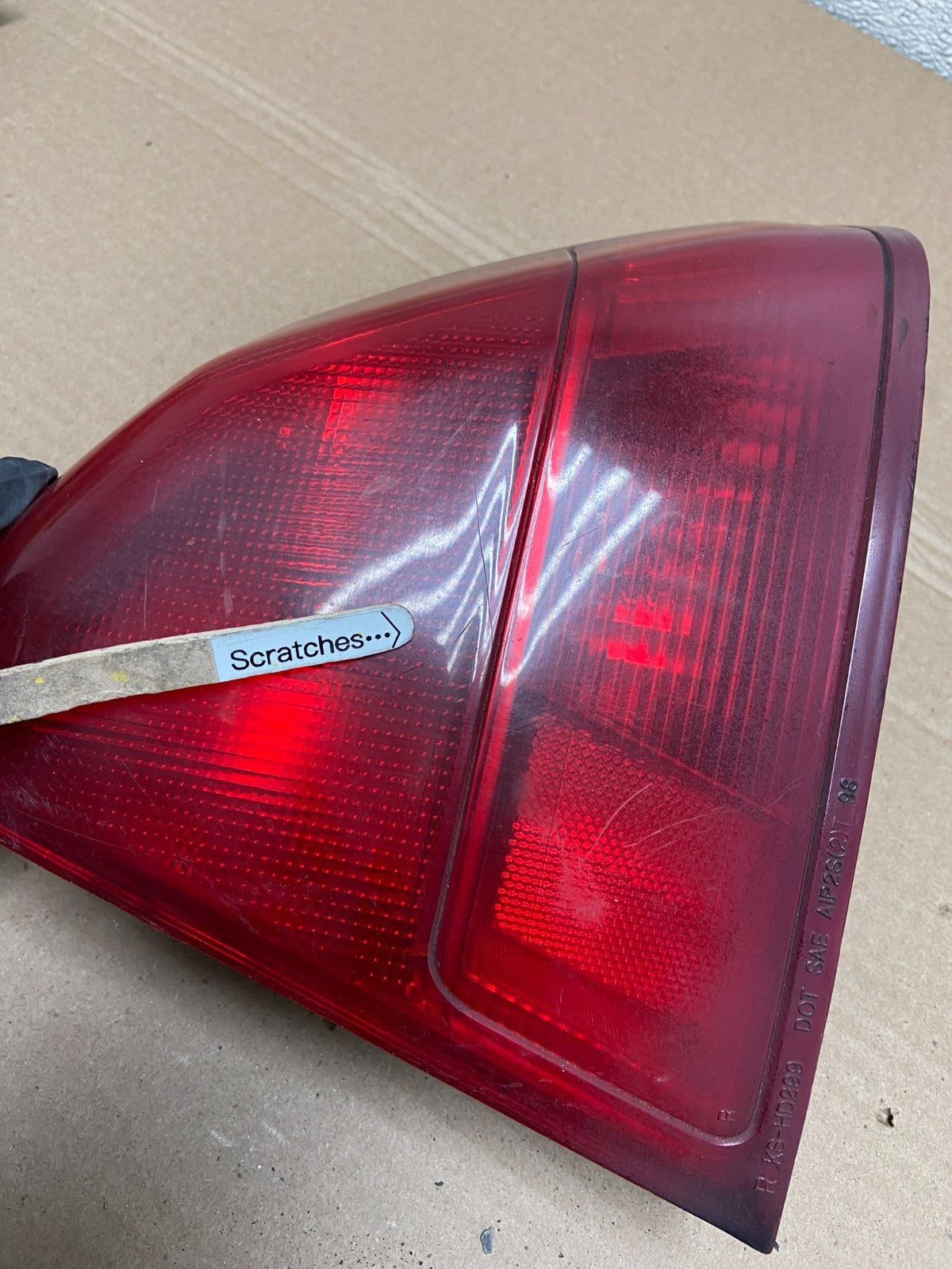 2001 2002 Honda Civic Sedan Right Passenger Rh Side Tail Light AB0937 LK3